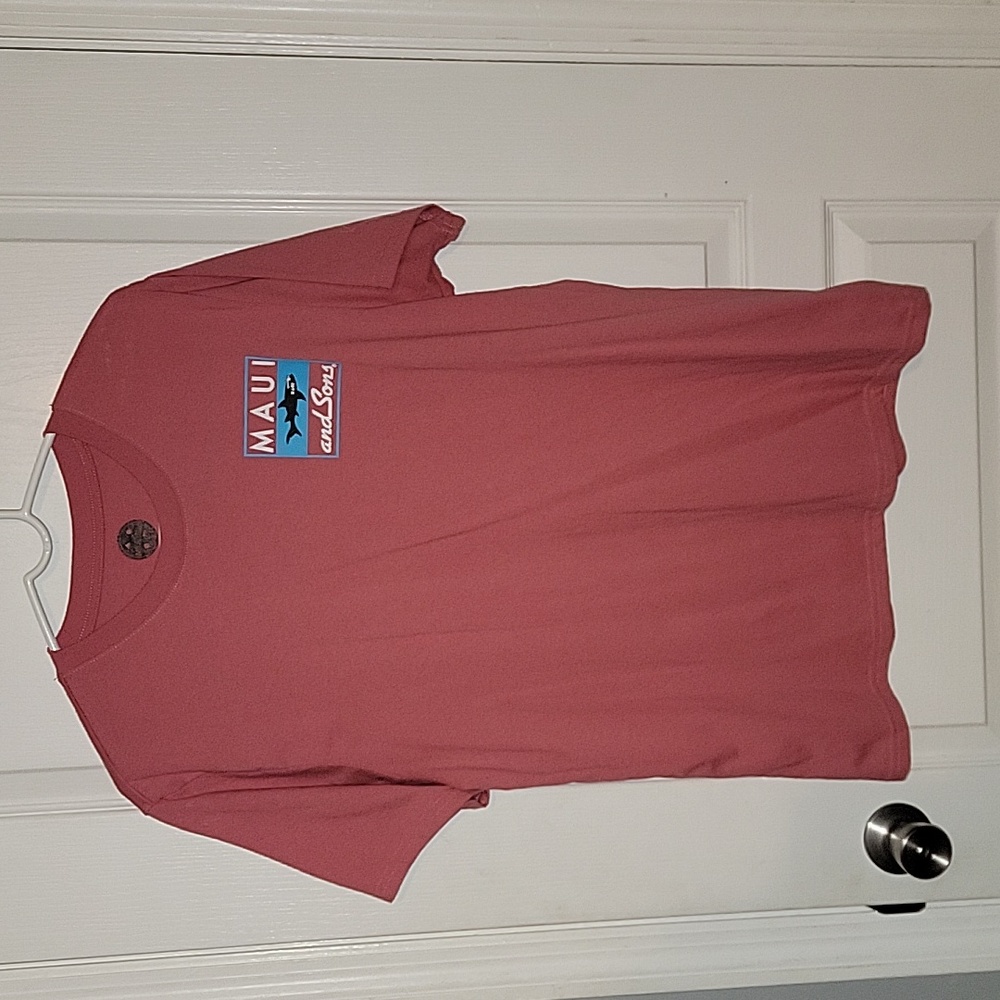 Maui and Sons Women's Large Short Sleeve Tee Shirt